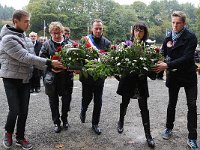 Hors le jeune homme, de G à D : Christine Meyer(Ville de Nantes), Alain Hunault  et Catherine Ciron (Ville de Châteaubriant). Photo : 20161023 CeremonieChateaubriant 9245 © Photo Patrice MOREL 0624933210 image-in@patcatnats.fr