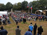 La carrière des Fusillés et ses citoyens en hommage ! Photo : 20161023 CeremonieChateaubriant 9461 © Photo Patrice MOREL 0624933210 image-in@patcatnats.fr