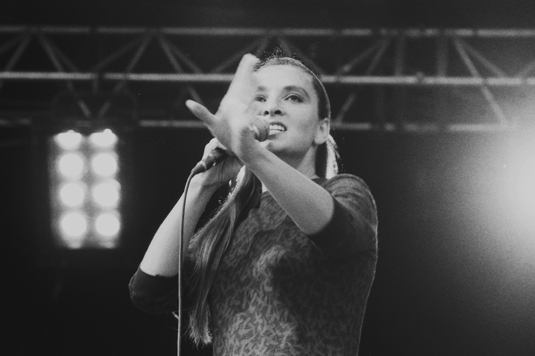 Catherine Ringer <p>Fête l'Humanité 1995.</p>© Patrice Morel (A1995040-036)