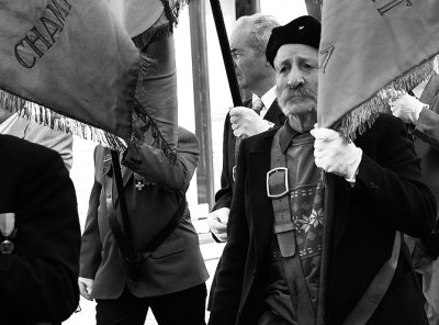 <p>Ancien combattant au défilé à Rouillé en 2007.</p>